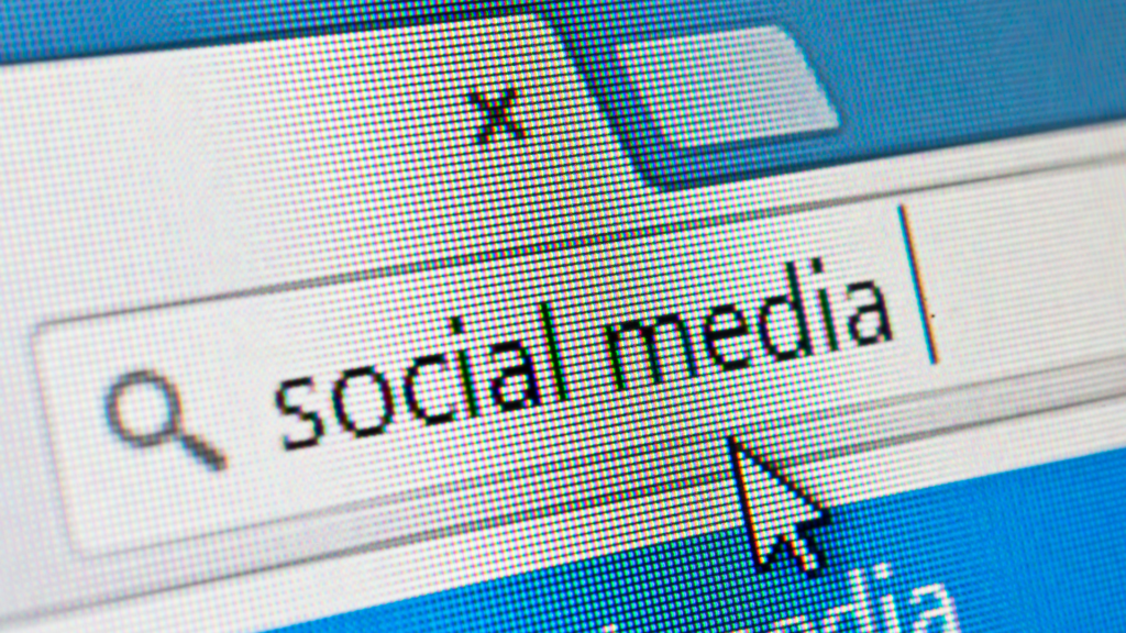 Pengaruh social media terhadap kinerja ART
