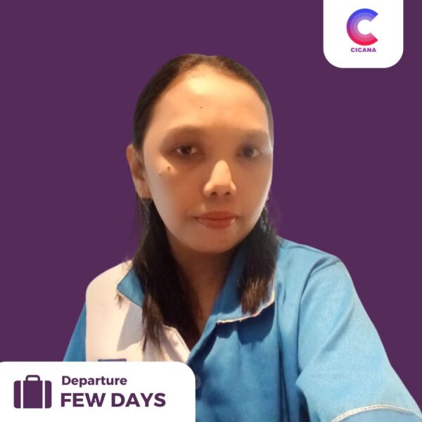 Desi Wigurnasih, 35 tahun, Asal Cilacap, Babysitter, Pengalaman 4thn, Gaji 3.0jt (Gaji belum termasuk uang cuti), Mudik 1 thn sekali