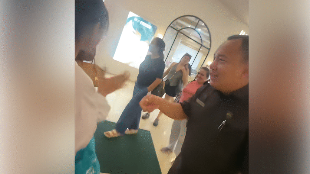 ART Melaney Ricardo Salim ke Satpam