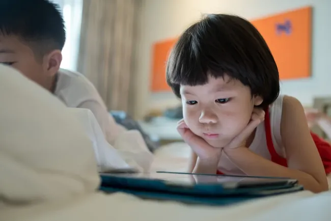 Penggunaan gadget untuk anak